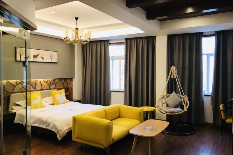 Bedroom 3, Bei'an Theme Hotel, Huzhou