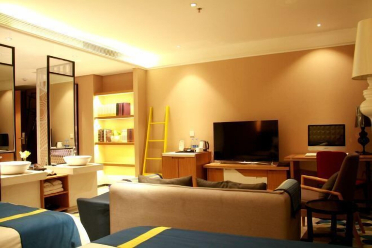 Bedroom 2, Ceeci Hotel, Nanyang