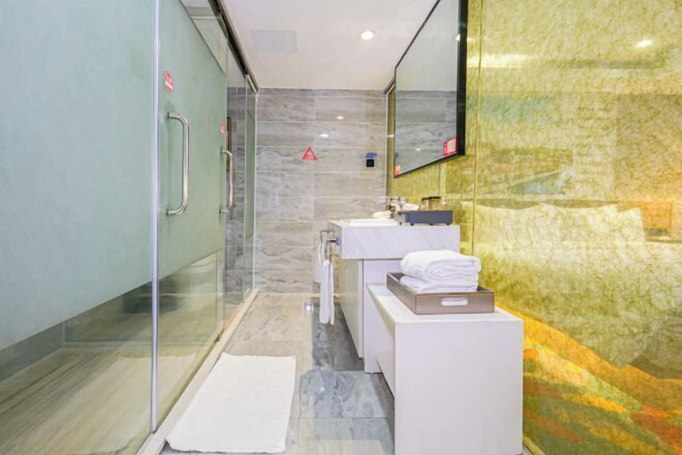 Bathroom 3, The Sussie Hotel (Quanzhou Fengze Yunlu), Quanzhou