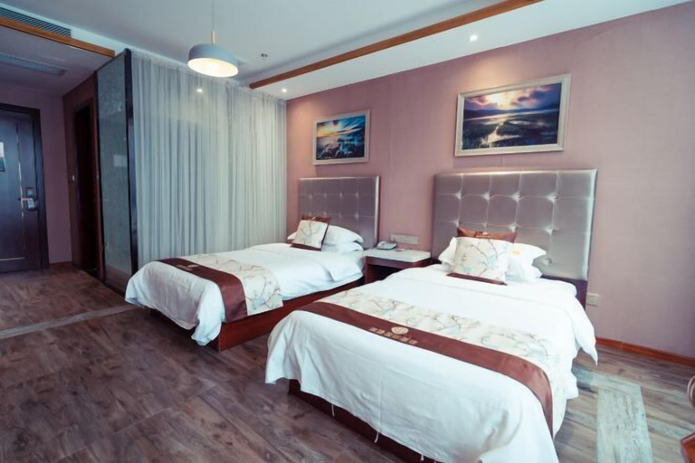 Bedroom 3, Henglong International Hotel, Karamay