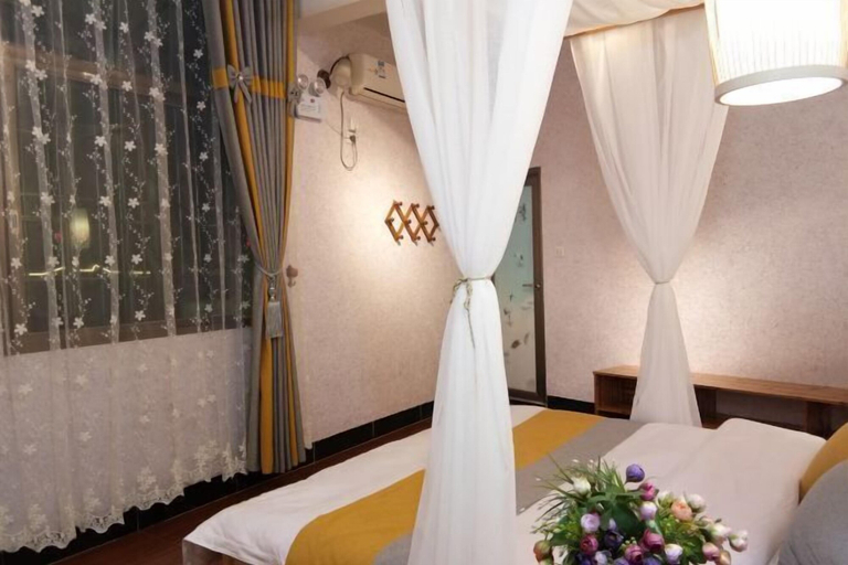 Others 3, Yuerong Inn, Zhangzhou
