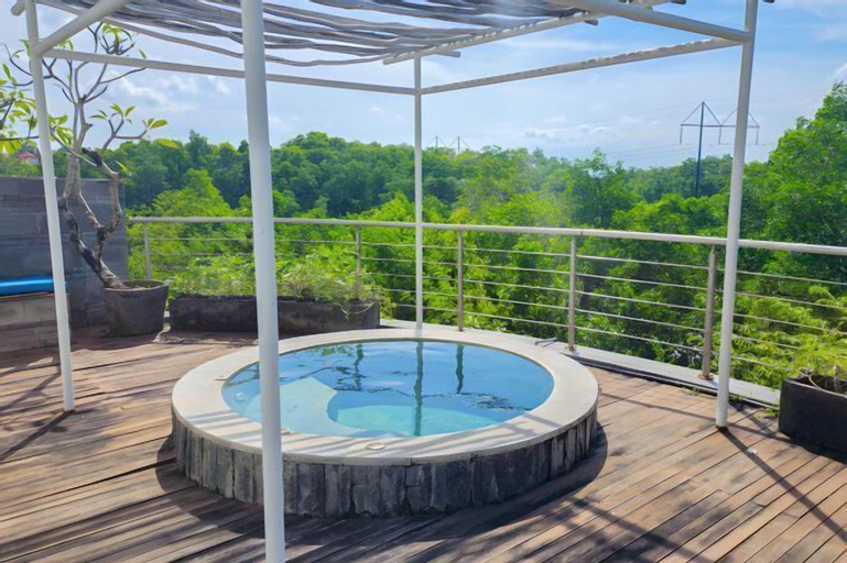 Swimming Pool 8