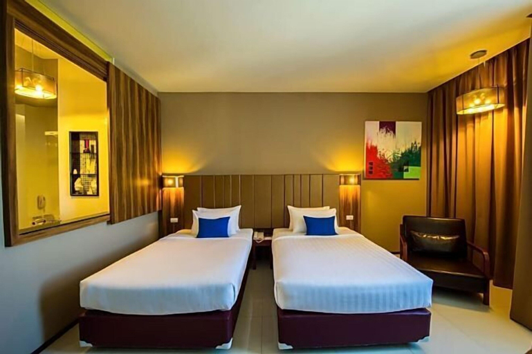 Bedroom 12