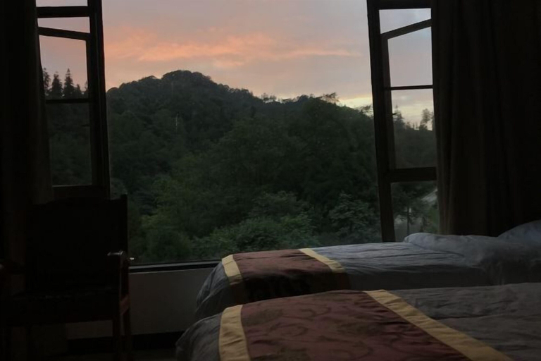 Bedroom 3, Mount Emei Feng Lin Yue Hotel, Leshan