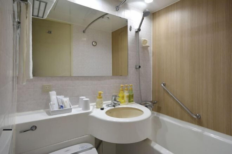 Bathroom 6