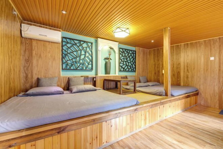 Bedroom 2, BB under Great Wall, Beijing
