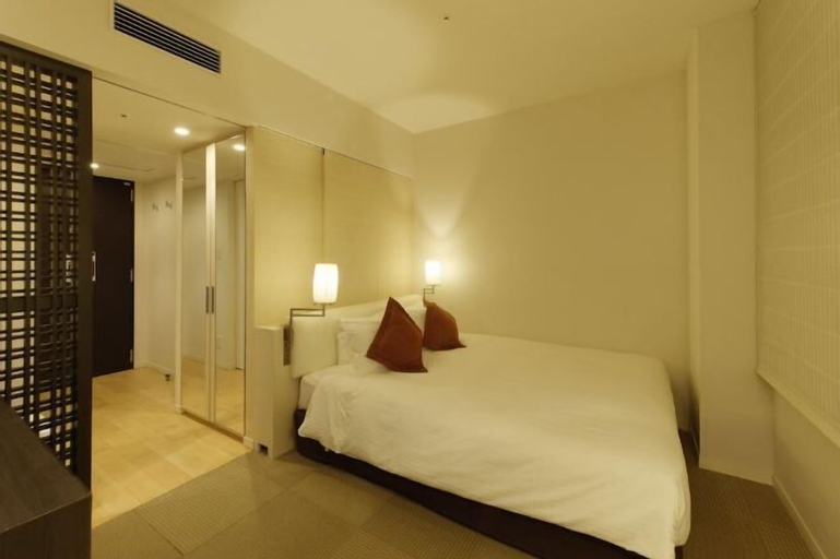 Bedroom 25