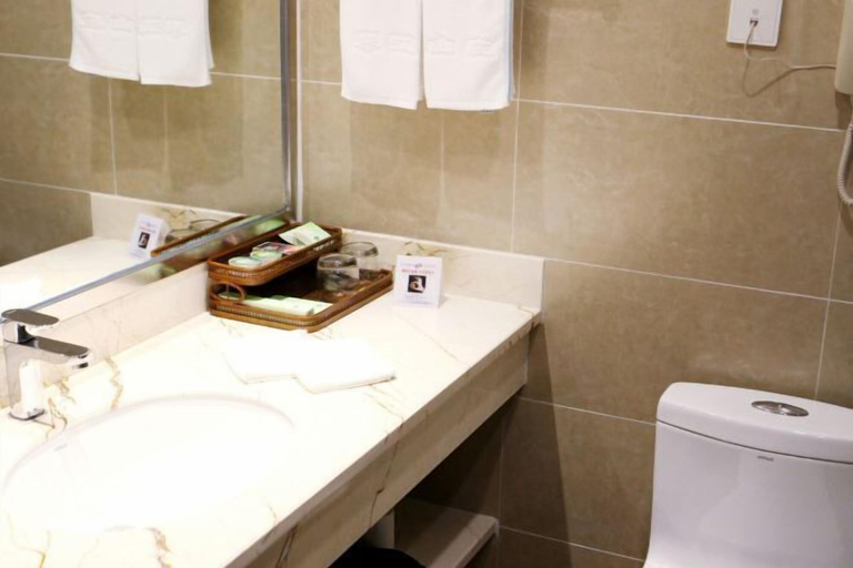 Bathroom 4, SMQJSZ, Taizhou