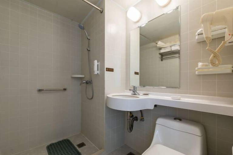 Bathroom 3, Jinjiang (Gaoyou Haichao East Road), Yangzhou
