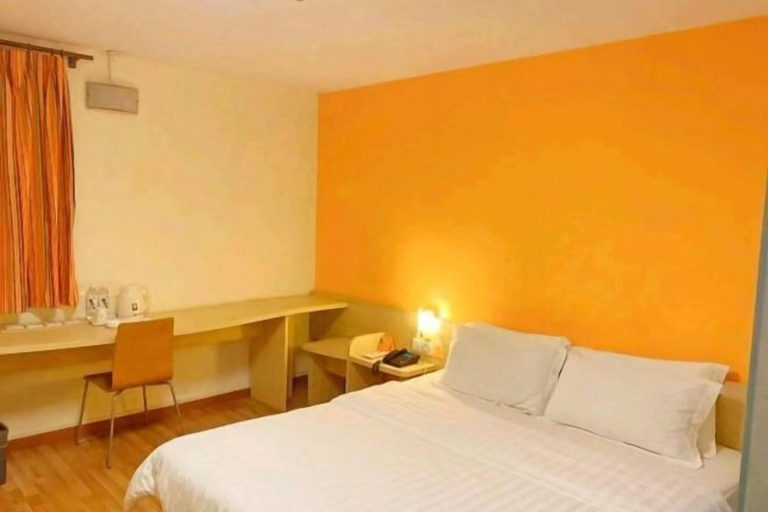 Bedroom 9