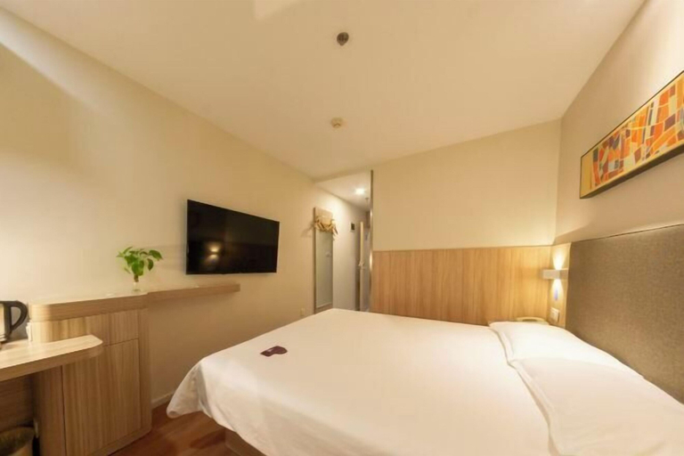 Bedroom 3, HanTing Hotel (Jilin Street Railway Station), Jilin