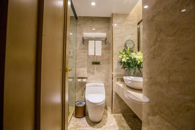Bathroom 4, Vienna Hotel (Dongtai Chengdong New District), Yancheng