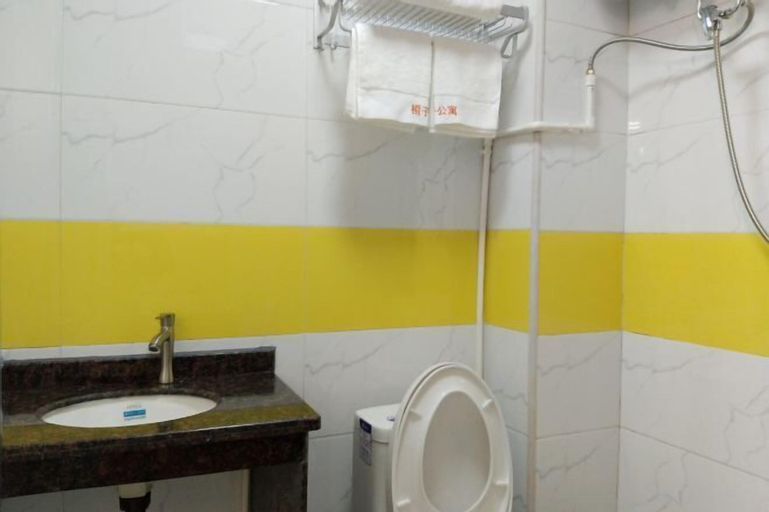 Bathroom 6
