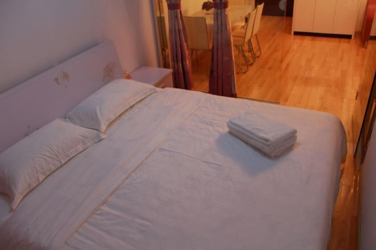 Bedroom 30
