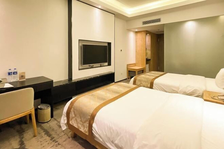 Bedroom 5, Golden Central Hotel (Shenzhen Convention & Exhibition Center), Shenzhen