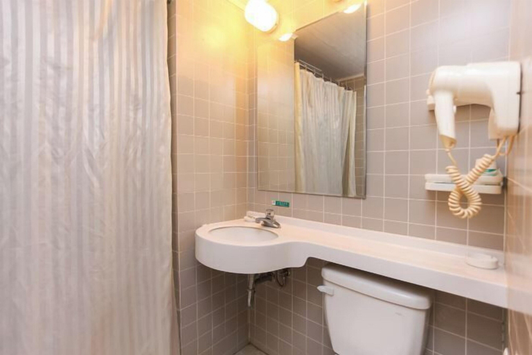 Bathroom 4, Jinjiang Inn (Wuxi Anzhen), Wuxi