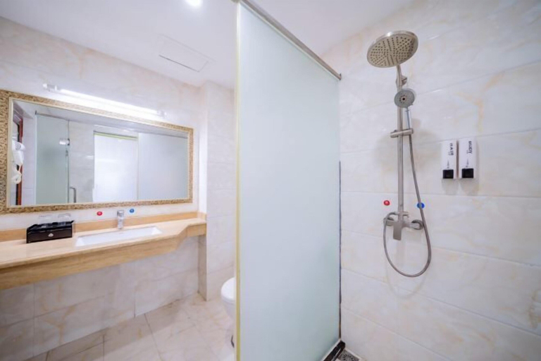 Bathroom 4, Zhaoqing Jinyuan Hotel, Zhaoqing