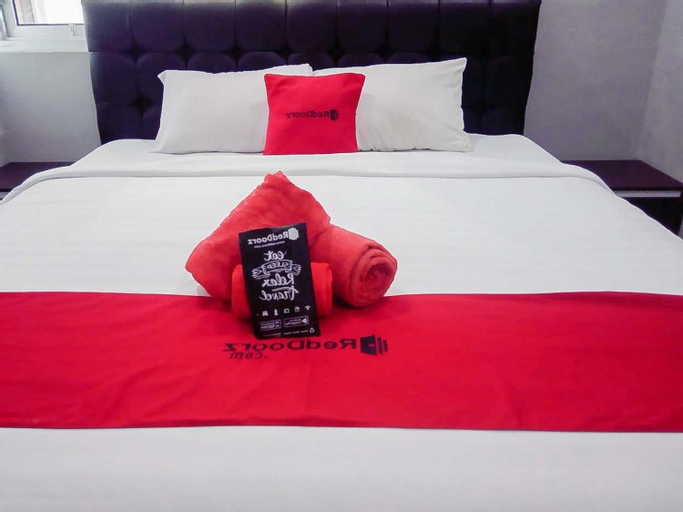 Bedroom 25