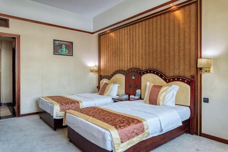 Bedroom 3, SINO EUROPE HOTEL, Dehong Dai and Jingpo