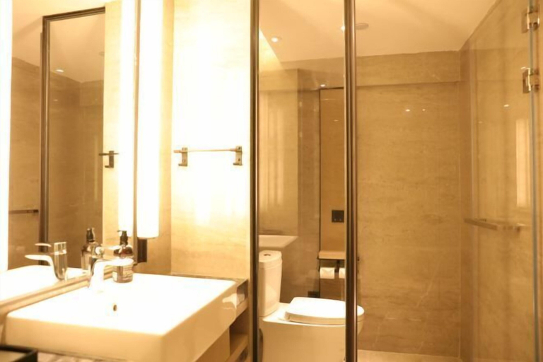 Bathroom 3, Fufeng Guanzhong Style Park Hot Spring Hotel, Baoji
