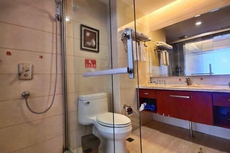 Bathroom 3, Xingkai Garden Hotel, Liupanshui