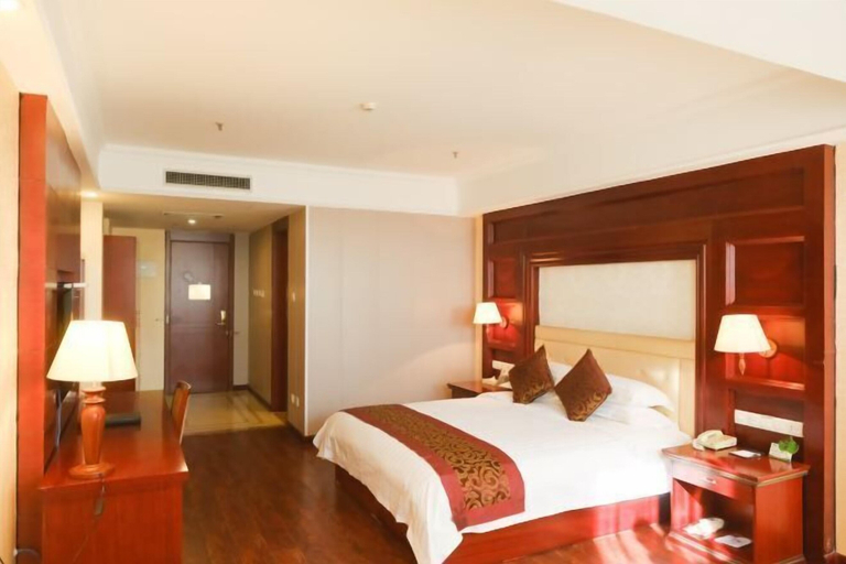Bedroom 2, Blue Ocean Hotel, Tangshan