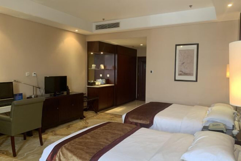 Bedroom 3, Zhongjia Palace Hot Spring Hotel, Beijing