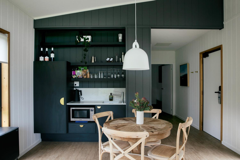 Dining Room 4