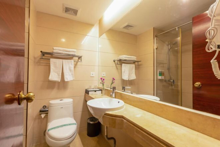 Bathroom 4, Shunjing Hotel, Zhongshan
