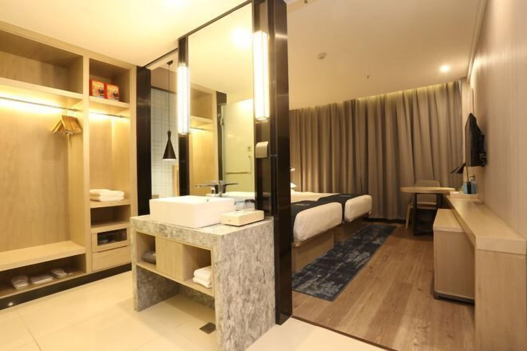Bedroom 4, Jinhua Tian Hotel, Xiaogan