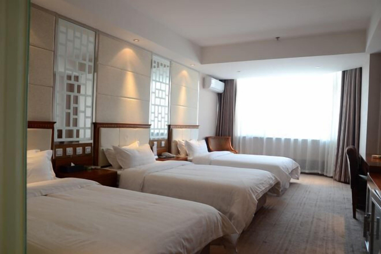 Bedroom 3, Lucheng International Hotel, Tieling