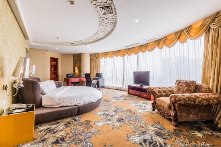 Bedroom 14