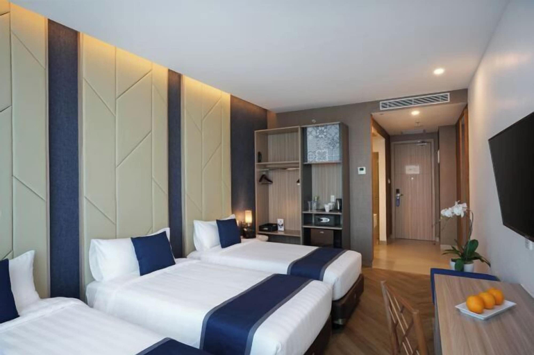 Bedroom 6