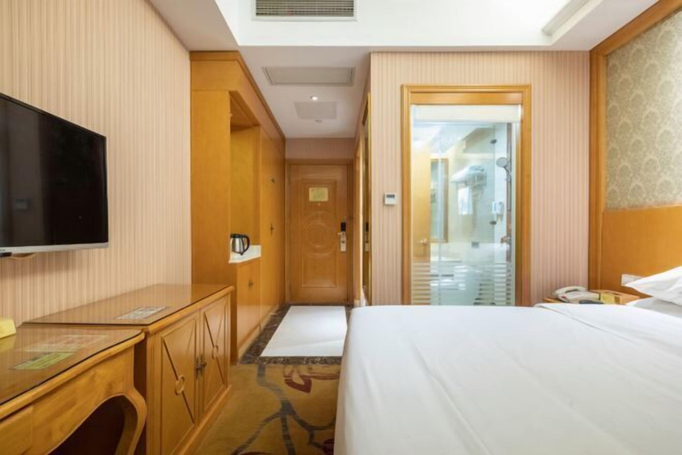 Bedroom 3, Vienna Hotel (Kunshan Convention and Exhibition Center), Suzhou