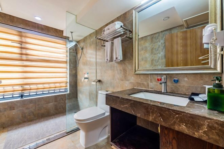 Bathroom 3, Banzhancha Hotel, Chongqing