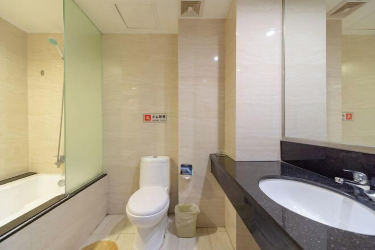 Bathroom 4, Hotel Grand Central, Zhaoqing