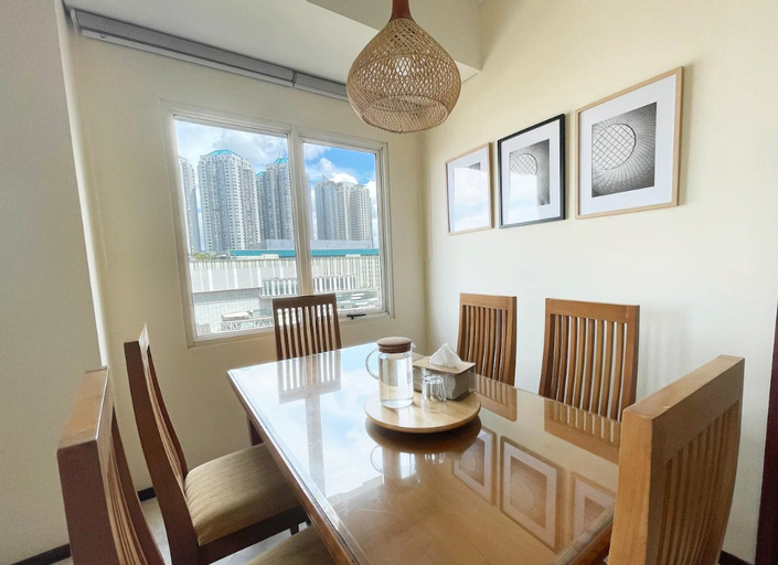 Dining Room 6