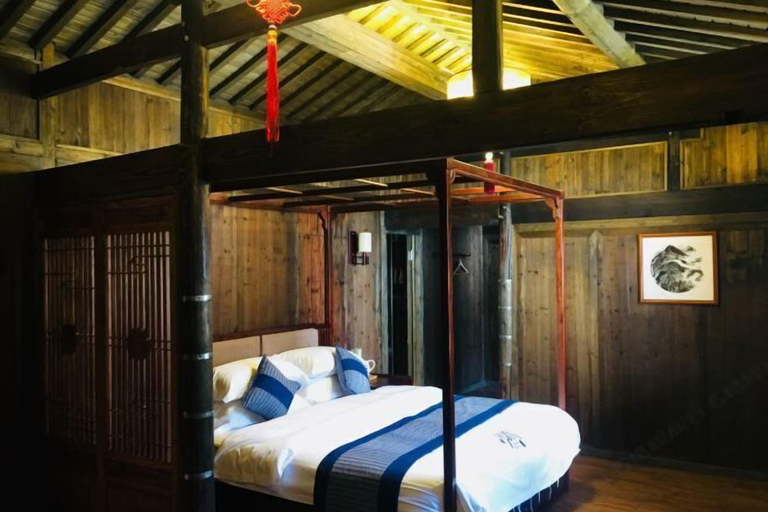 Bedroom 3, Banshan Xianke Inn, Huangshan