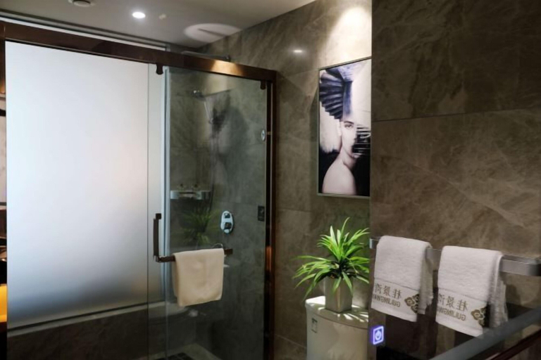 Bathroom 3, Hefei Gui Jing Wan Hotel, Hefei