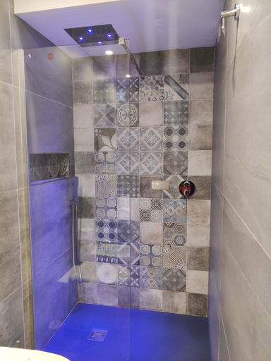 Bathroom 5, Villa Carlo Resort, Trapani
