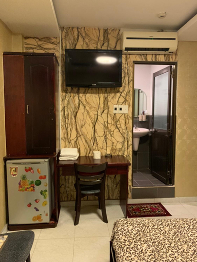 Bedroom 12