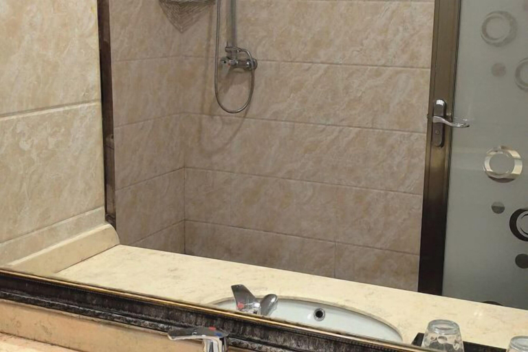 Bathroom 4, Nuoman Holiday Hotel, Xiantao