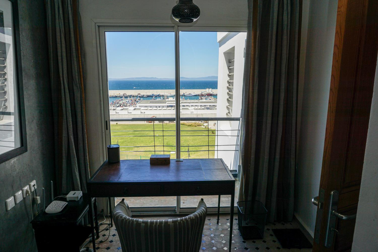 Others 2, Le balcon de tanger, Tanger-Assilah