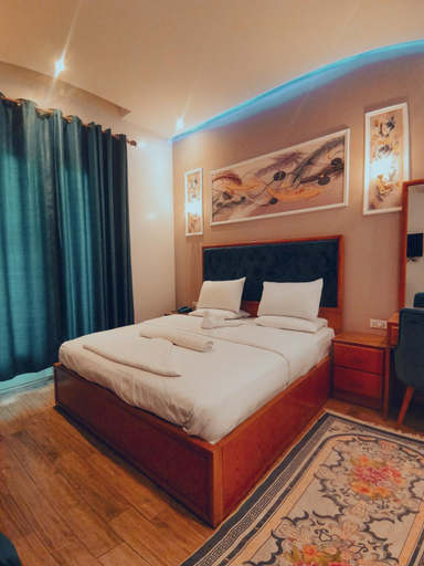 Others 5, Golden Palace Suites, Qasr an-Nil