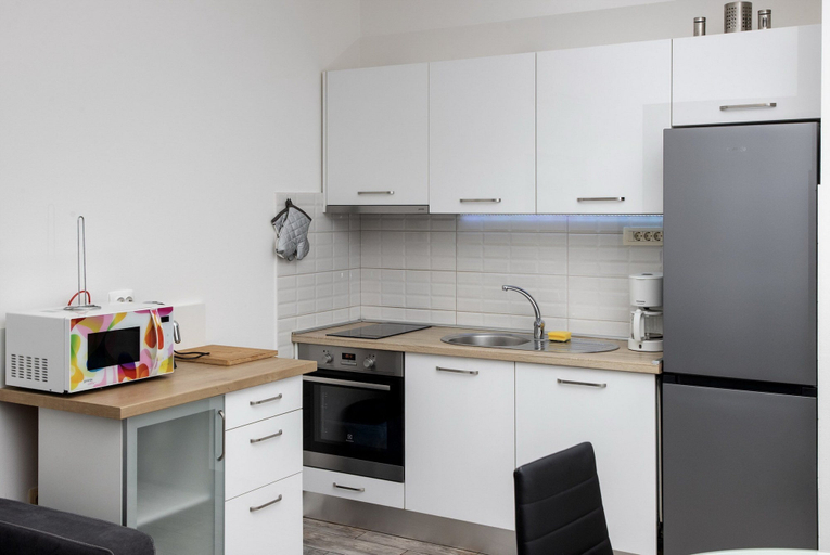 Others 5, Apartment Mia, Split