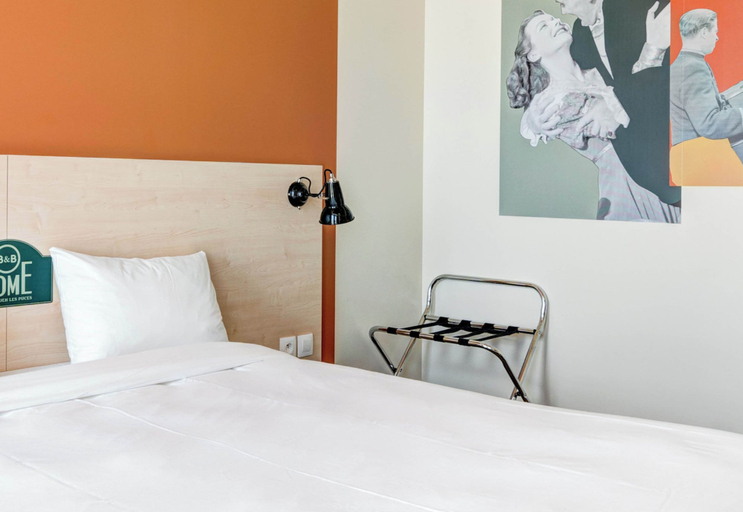 Bedroom 2, B&B HOME Paris Mairie de Saint-Ouen, Seine-Saint-Denis