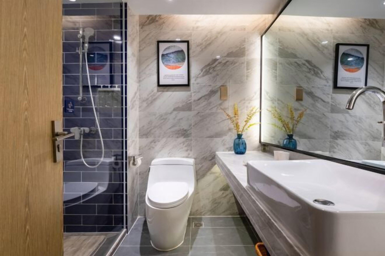Bathroom 3, HAI FU JING, Guiyang