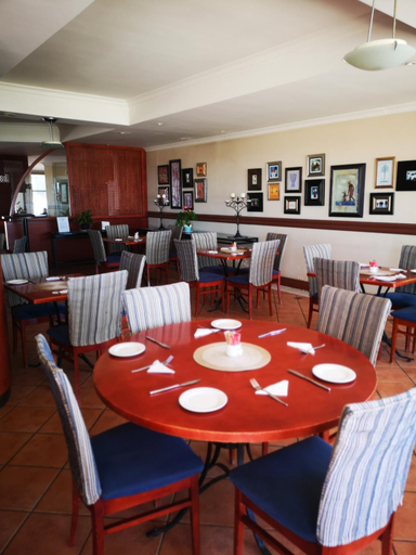 Food & Drinks 4, Cape Town Beachfront Apartments At Leisure Bay, City of Cape Town