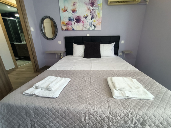 Bedroom 3, Highlighted Retreat, Attica
