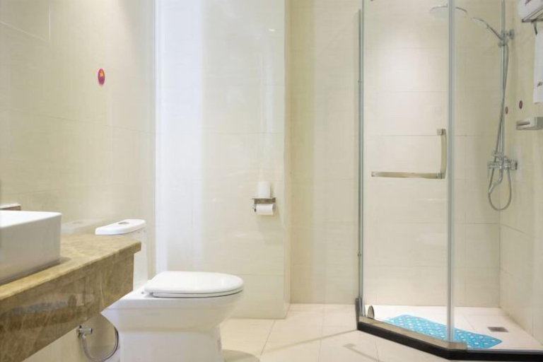 Bathroom 3, Yayue Hotel (Yongxin Central Plaza), Ji'an